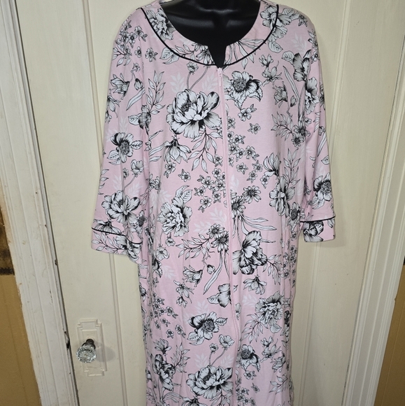 Miss Elaine Interlock Knit Robe, Long Robe 3/4 Length Sleeves Full Zip Small - Picture 6 of 7